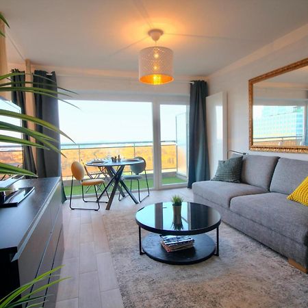Studio Avec Vue Panoramique Et Parking Gratuit بروكسل المظهر الخارجي الصورة